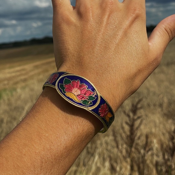 Vintage Art Deco Floral Bracelet - Picture 2 of 4